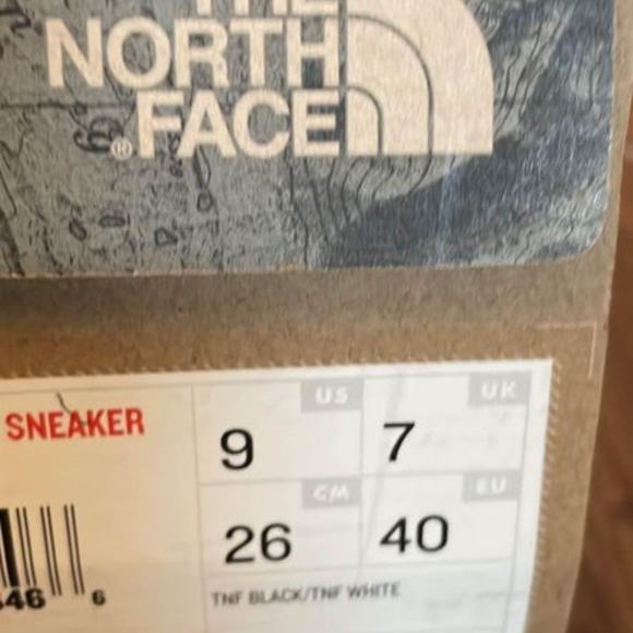 BRAND NEW women the north face mountain sneakers shoes size US 9 - Picture 6 of 6